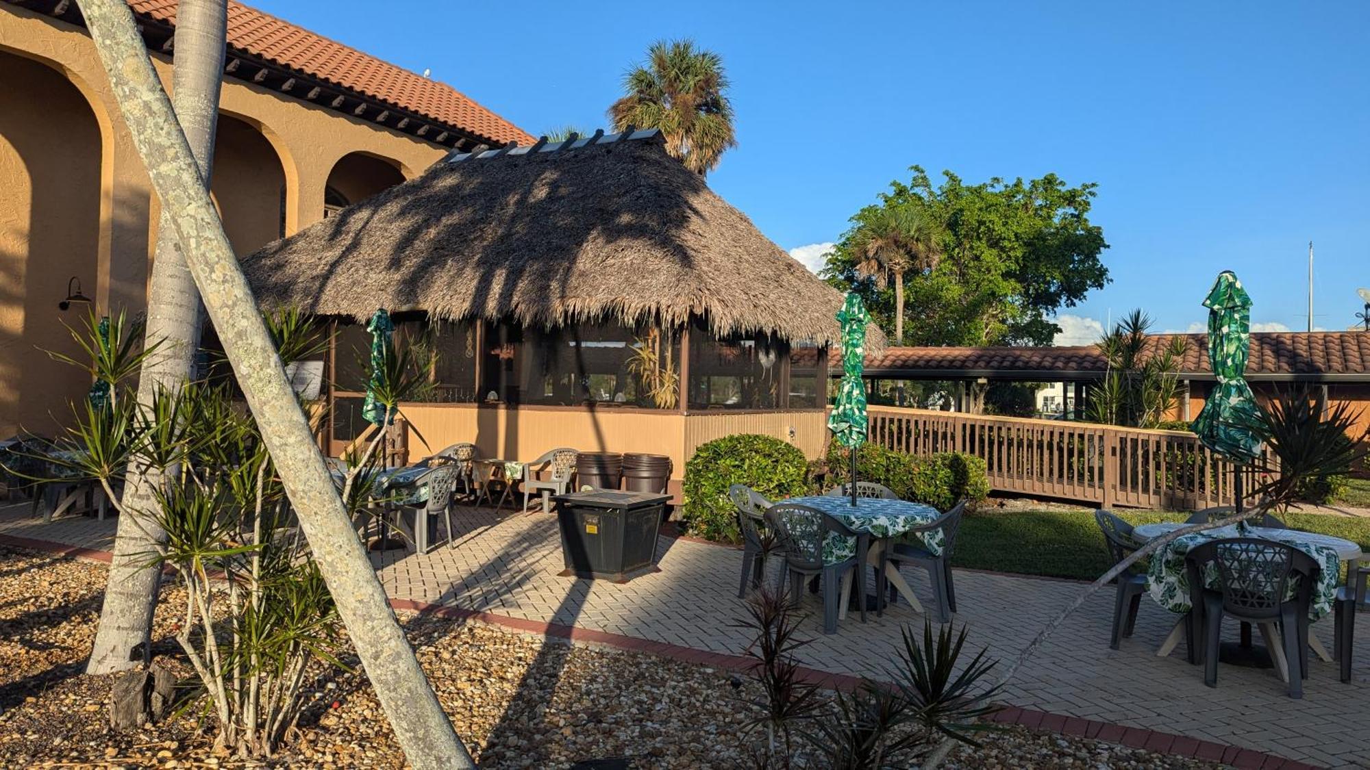 Marina Getaway On The Water! Apartamento North North Naples Exterior foto