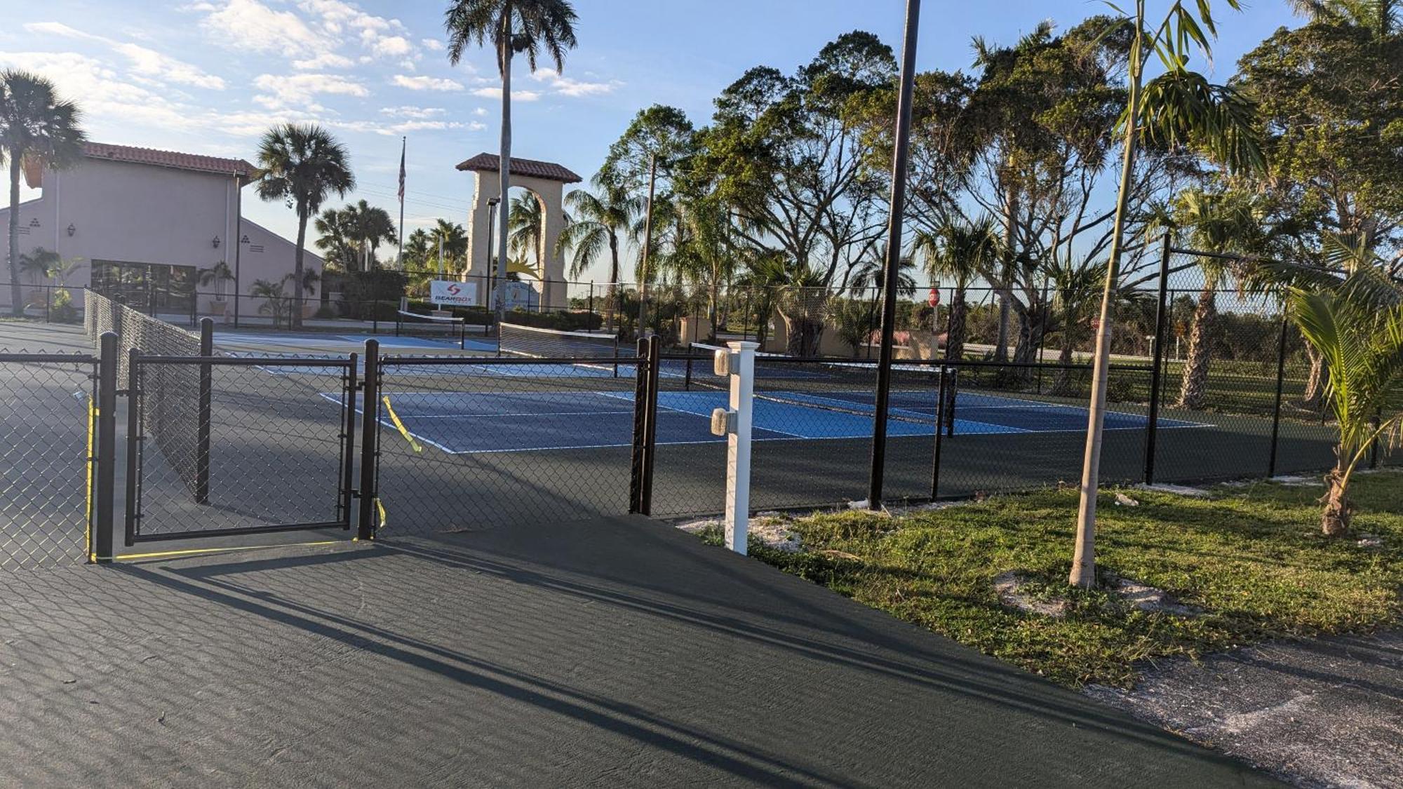 Marina Getaway On The Water! Apartamento North North Naples Exterior foto