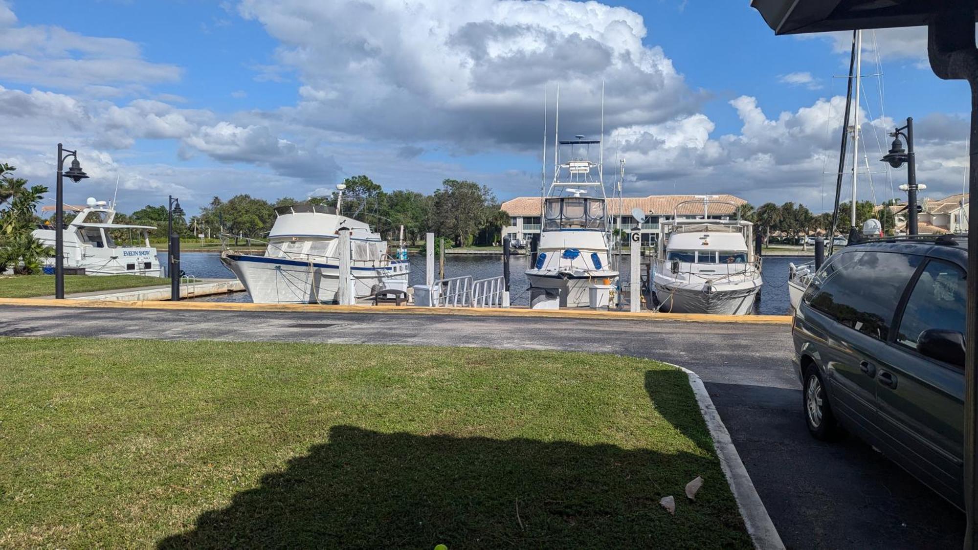 Marina Getaway On The Water! Apartamento North North Naples Exterior foto